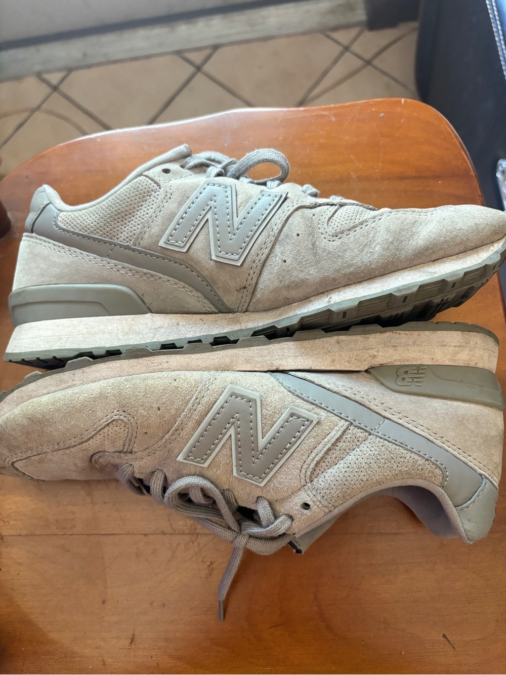 New Balance Women’s Suede Athletic Sneaker in Light Grey